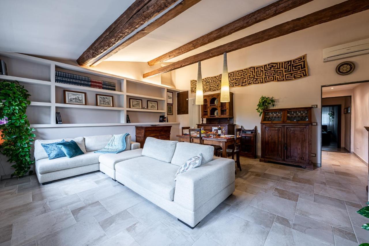 Spazioso Appartamento In S. Maria Novella ฟลอเรนซ์ ภายนอก รูปภาพ